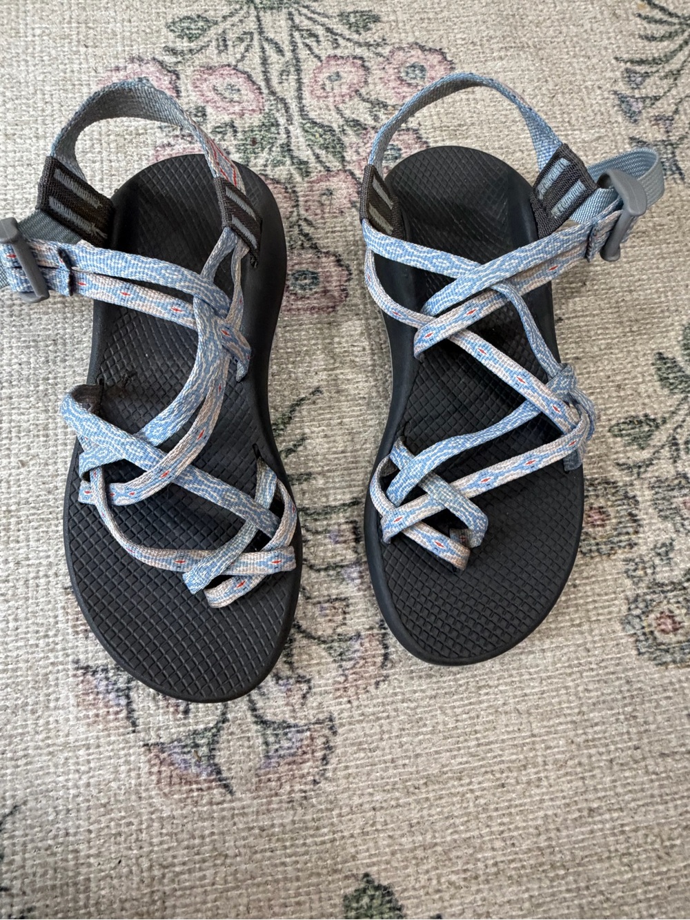 Chaco Women's Blue Patterned Strappy Sandals